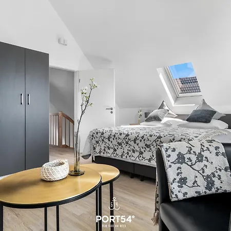 Holiday home Storchennest